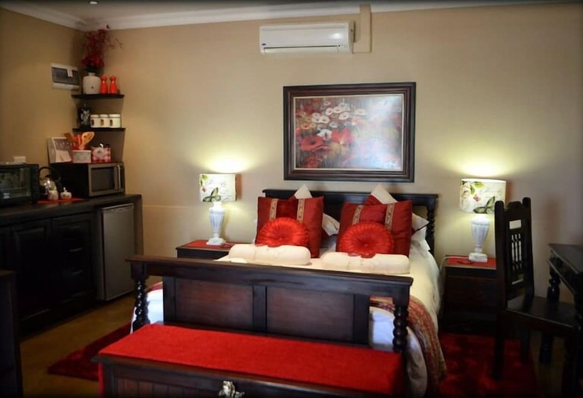 بنسيون The Stables Guest House