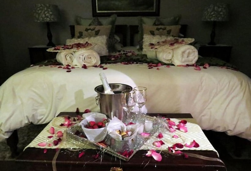 بنسيون The Stables Guest House