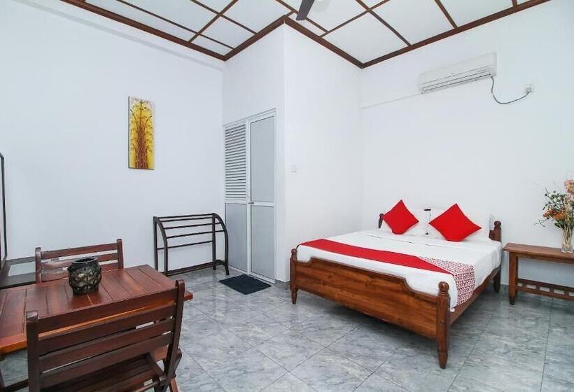 פנסיון Leo S Home Stay