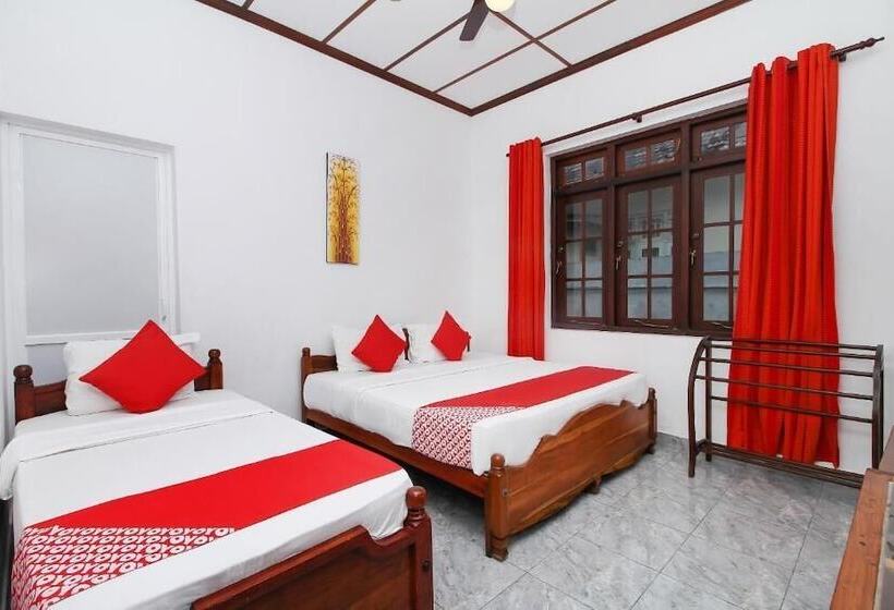 פנסיון Leo S Home Stay