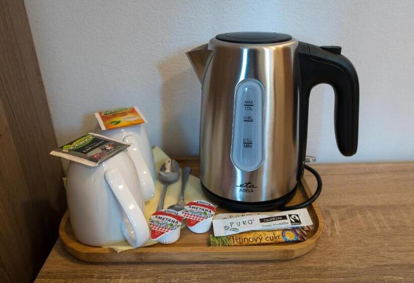 膳宿费 Penzion Na špičáku