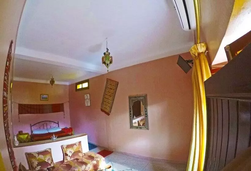 ペンション Riad Argana