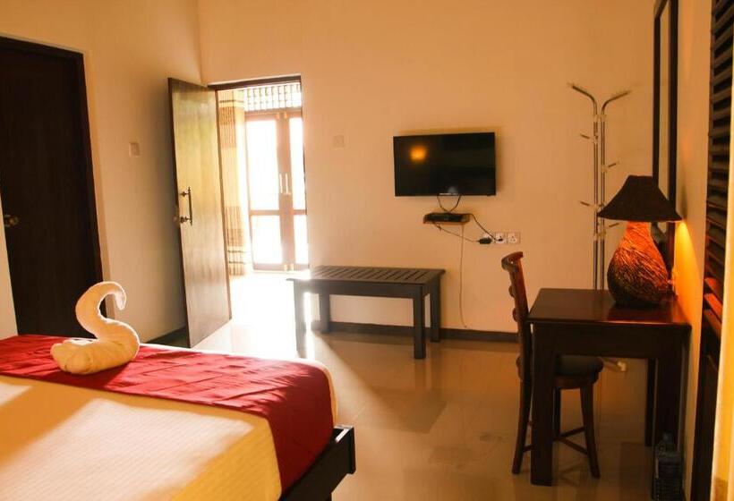 پانسیون River Breeze Villa Bentota