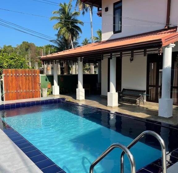 پانسیون River Breeze Villa Bentota