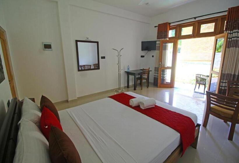 پانسیون River Breeze Villa Bentota