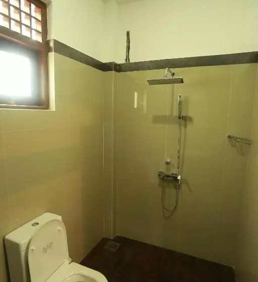 Majatalo River Breeze Villa Bentota