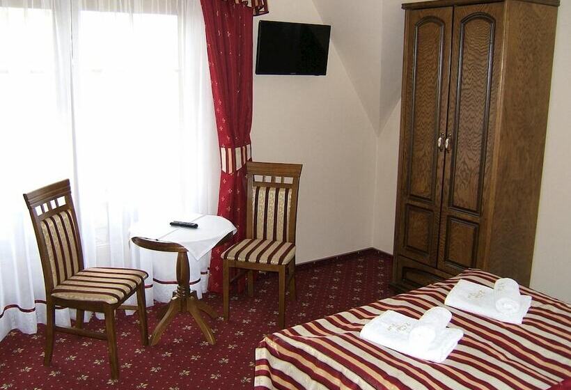 Pensjonat Zbójecki Dwór   Ostatnie Pokoje W Atrakcyjnym Pakiecie Sylwestrowym!