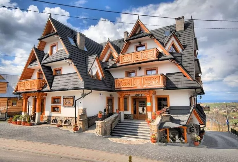 Pensjonat Zbójecki Dwór   Ostatnie Pokoje W Atrakcyjnym Pakiecie Sylwestrowym!