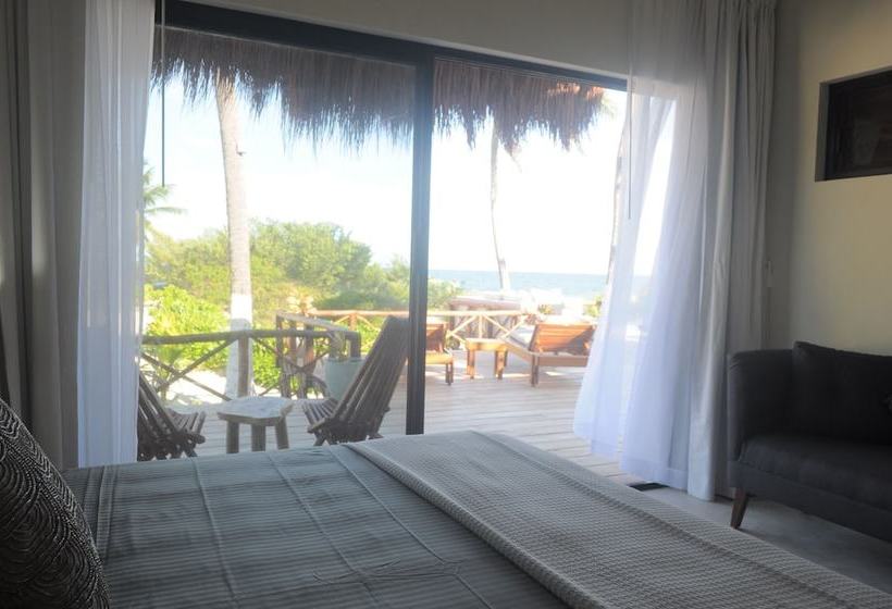 Playaakun Ecolux Private Beach Retreat