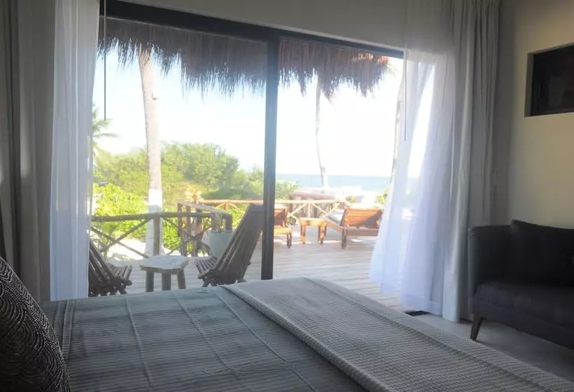 Playaakun Ecolux Private Beach Retreat