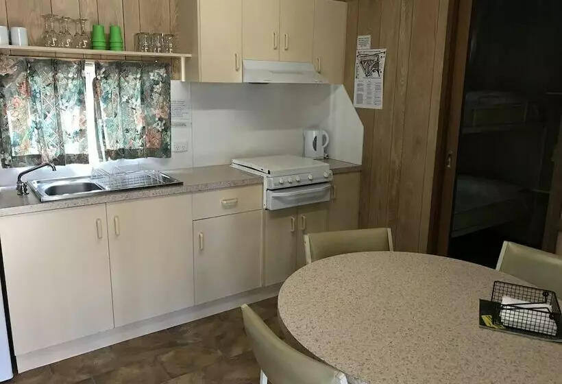 Riverview Caravan Park