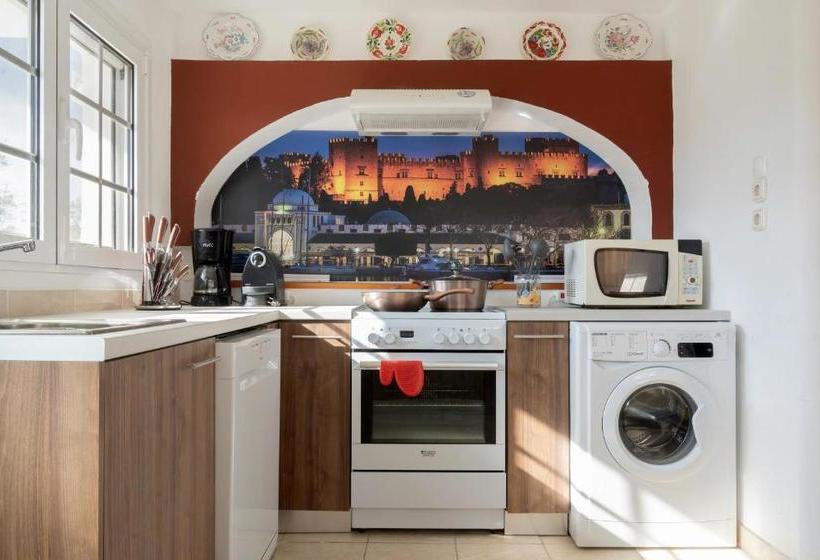 Afantou Golf Luxury Villa