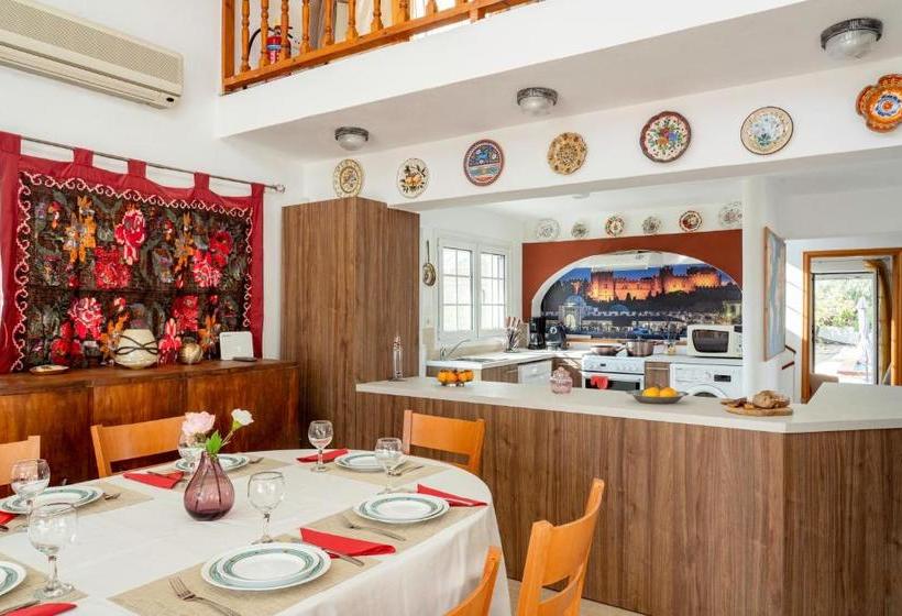 Afantou Golf Luxury Villa