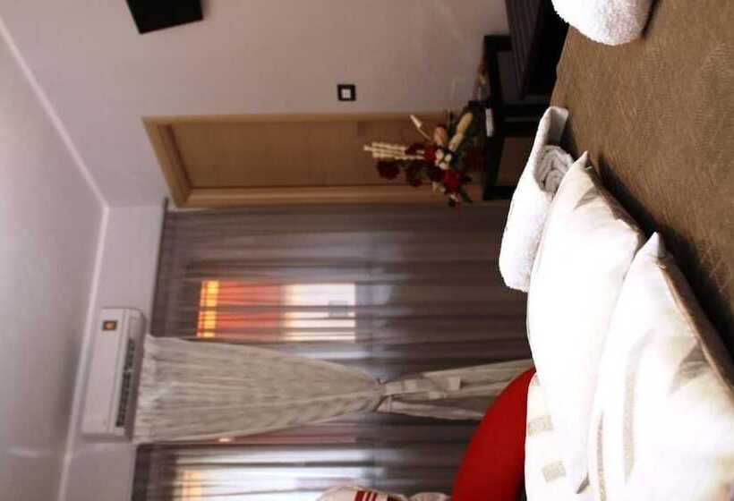 B&b Tra Monti E Mare