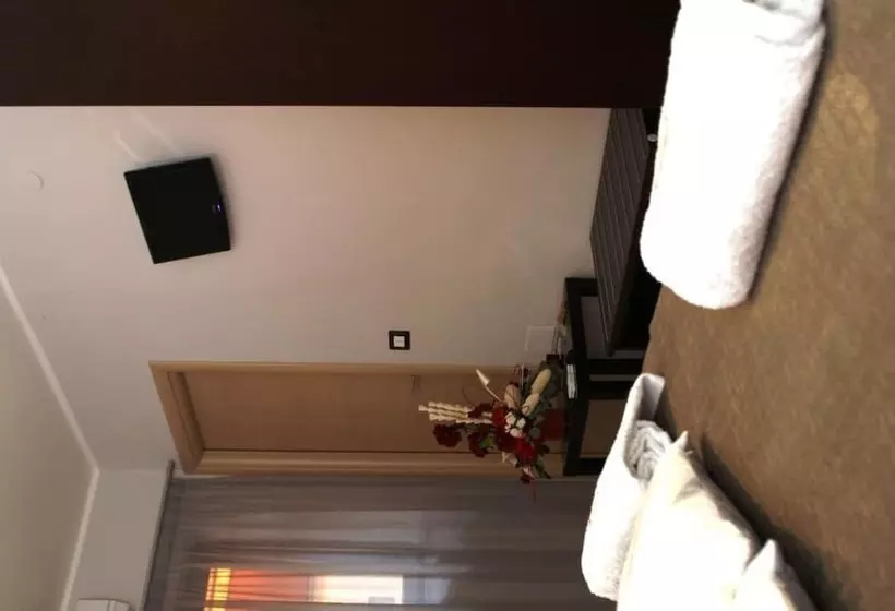 B&b Tra Monti E Mare