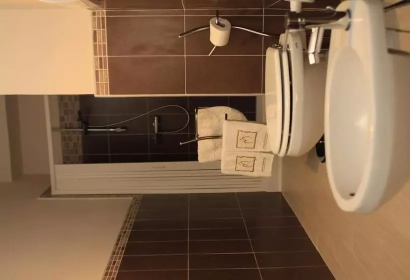 B&b Tra Monti E Mare