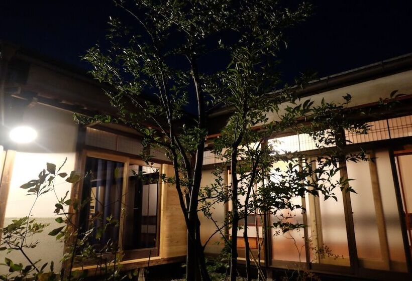 Hostel Fish In A River