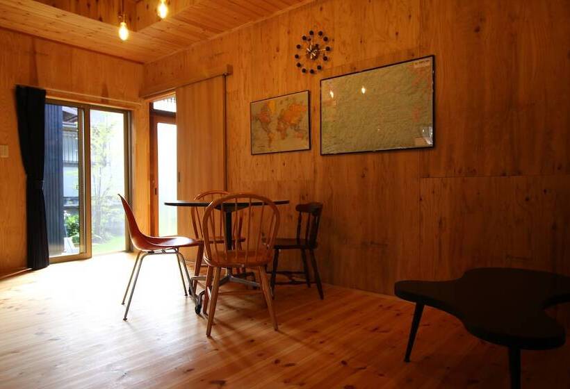 Hostel Fish In A River