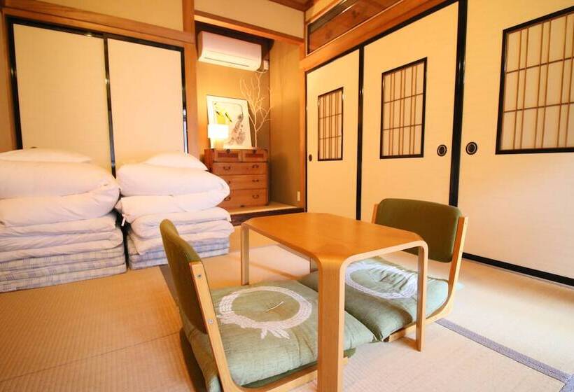 Hostel Fish In A River