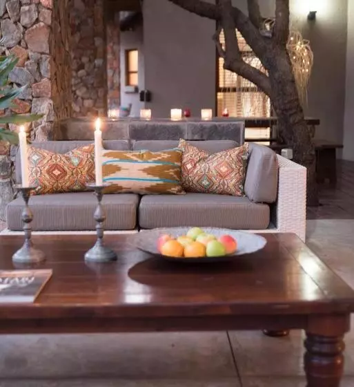 هتل Ekhaya Bush Villa