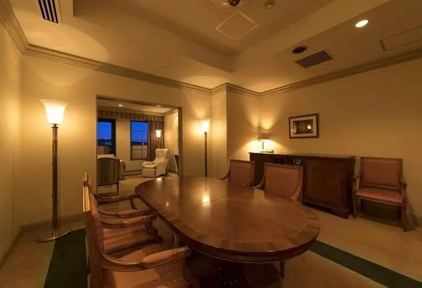 Hotelli Marital Sousei Saga