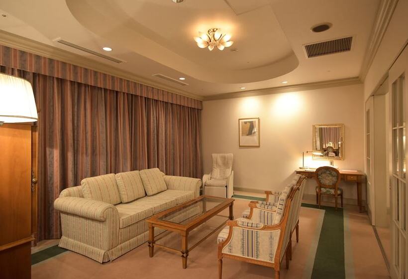 בית מלון כפרי Marital Sousei Saga