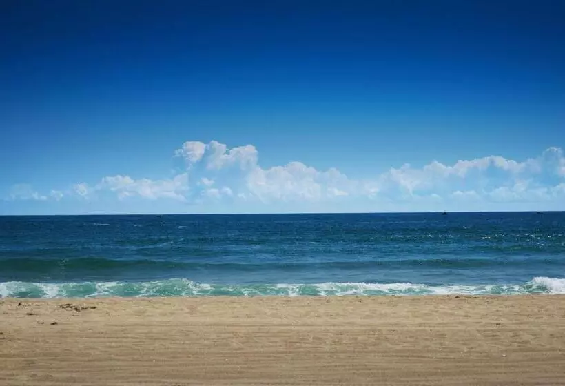 ホテル Naksan Beach