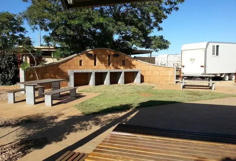 Hotelli Port Tourist Park