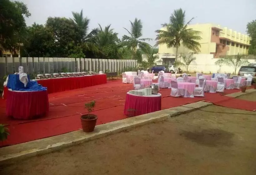 Hotelli Sree Annamalaiyar Park