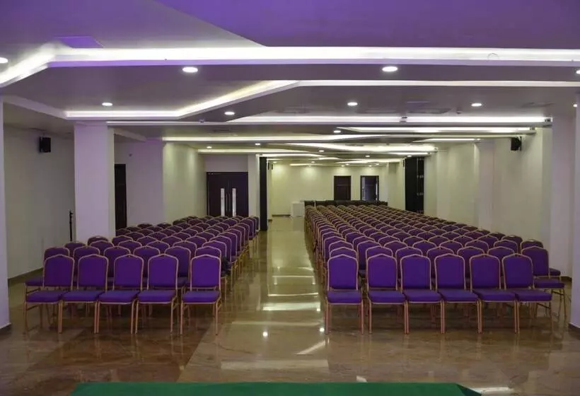 Hotelli Sree Annamalaiyar Park