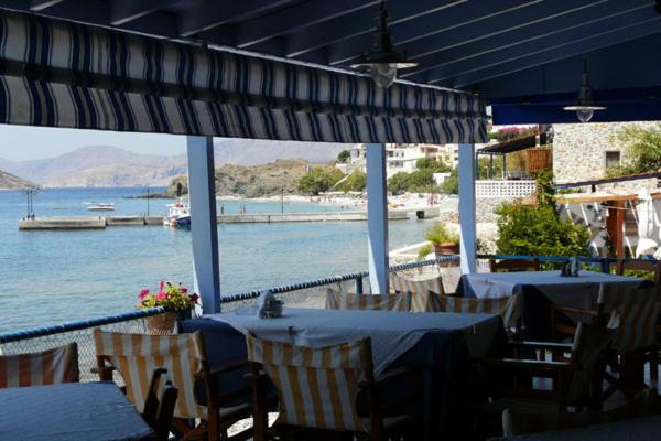 בית מלון כפרי Themis