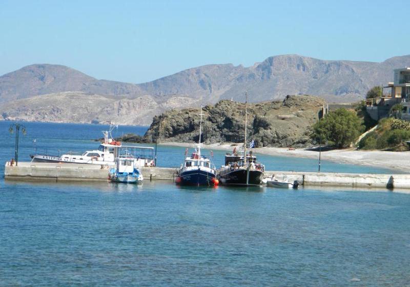 בית מלון כפרי Themis