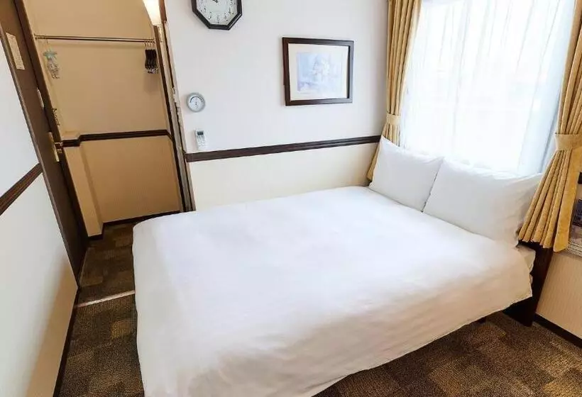 ホテル Toyoko Inn Niihama Ekimae