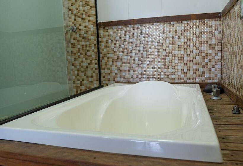 هتل Yannai Chale Praia