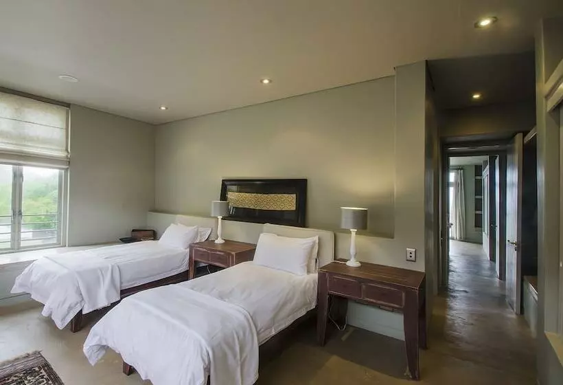 Majatalo 10 Elf Beach House