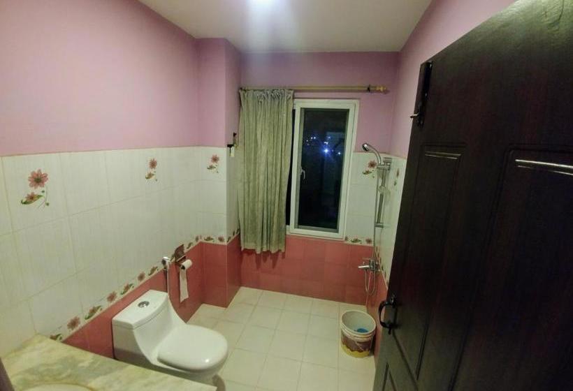 پانسیون Lost Garden Annex