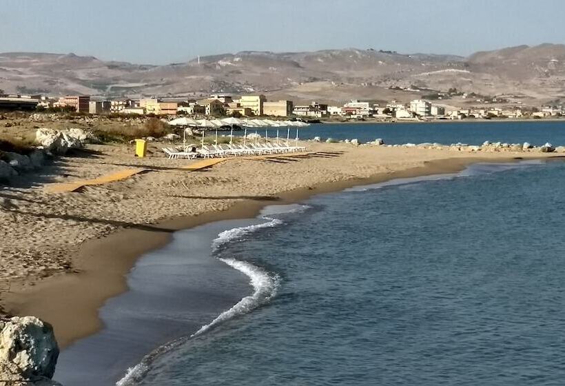 بنسيون Marina Di Cala Del Sole