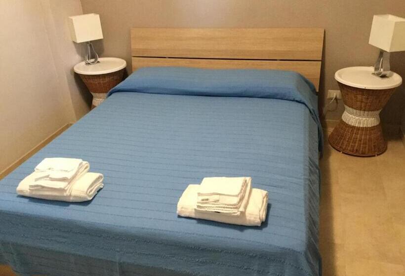 بنسيون Marina Di Cala Del Sole