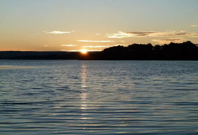 The Sanctuary At Paradise Beach B&b