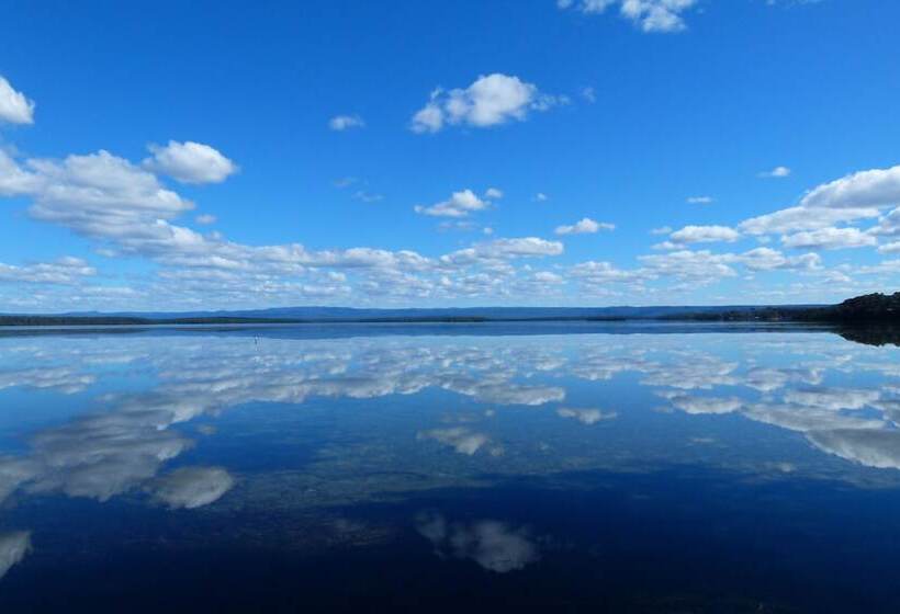 The Sanctuary At Paradise Beach B&b