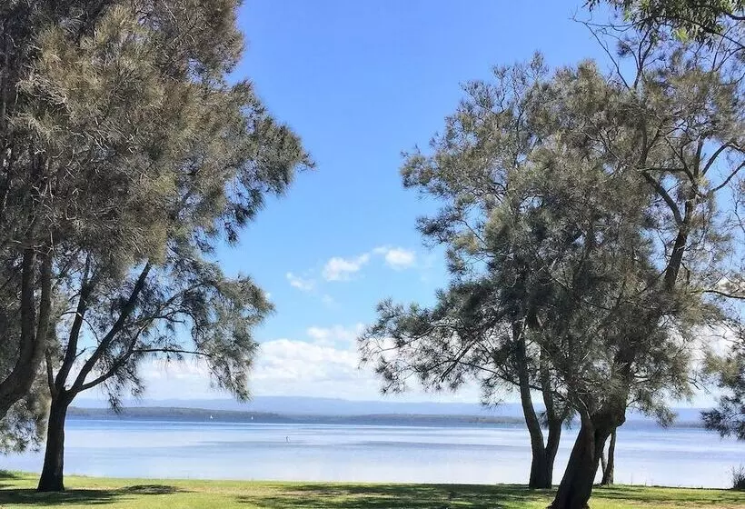 The Sanctuary At Paradise Beach B&b