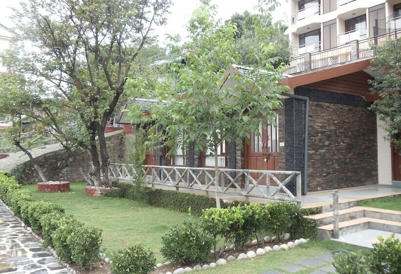 هتل Manla Homes Resort