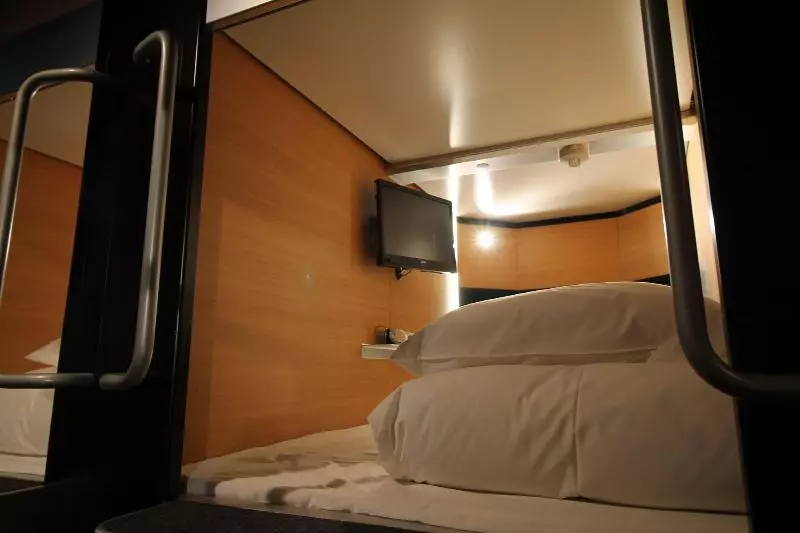 ホテル Sejour Inn Capsule