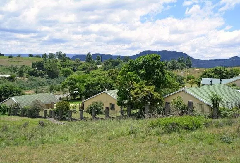 Hotelli Thaba Tsweni Lodge & Safaris