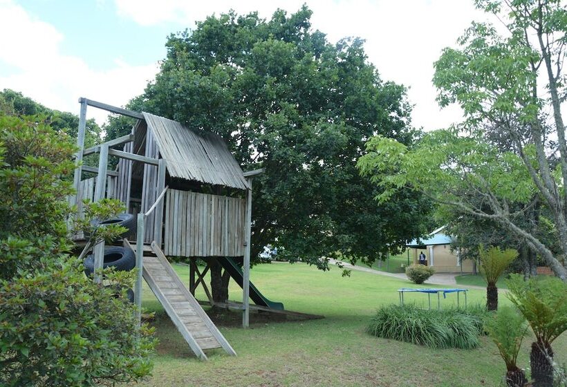 בית מלון כפרי Thaba Tsweni Lodge & Safaris