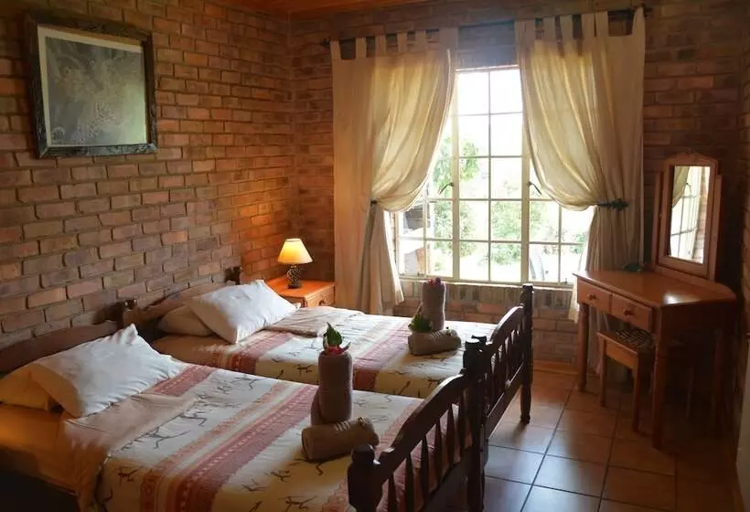 Hotelli Thaba Tsweni Lodge & Safaris