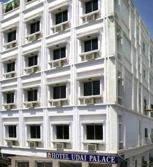 בית מלון כפרי Udai Palace