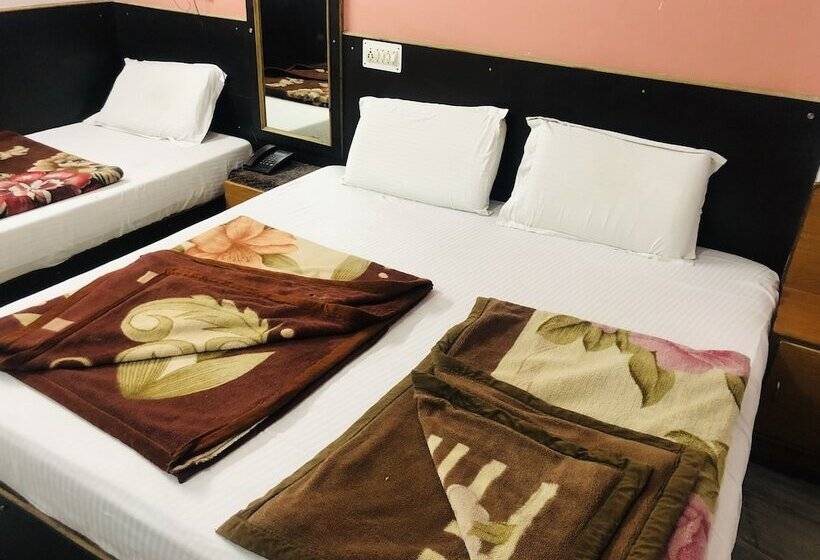 בית מלון כפרי Udai Palace