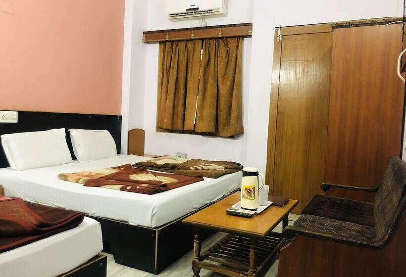 בית מלון כפרי Udai Palace