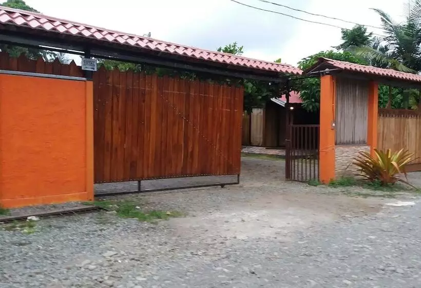 Hotelli Villas Perla Negra